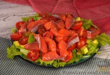 Photo of Салат с осетром и авокадо